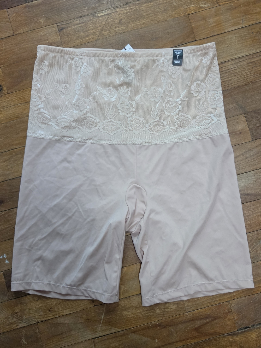 360 Smoothing High Waist Short